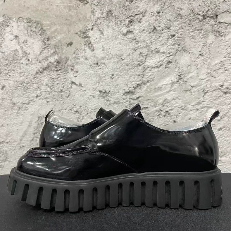 Roger Vivier Roger Vivier Thick Sole Shoes Size 8-yf Size US 8 / EU 41 - 4 Thumbnail