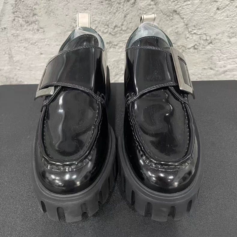 Roger Vivier Roger Vivier Thick Sole Shoes Size 8-yf Size US 8 / EU 41 - 5 Thumbnail