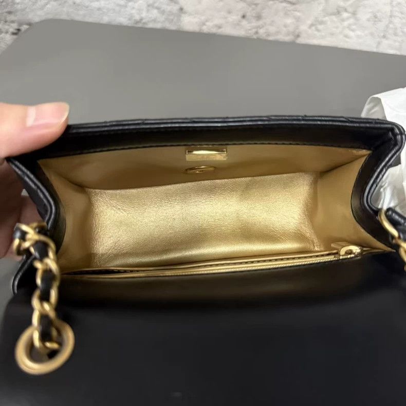 Chanel Chanel Black Quilted Small Bag-yf Size ONE SIZE - 8 Thumbnail