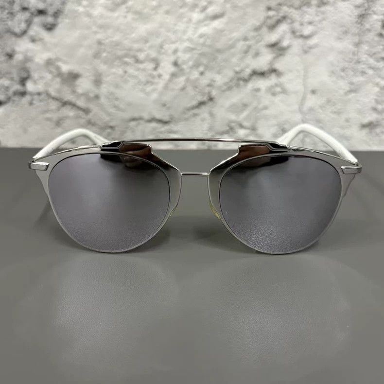 Dior Dior Sunglasses in Excellent Condition-yf Size ONE SIZE - 2 Thumbnail