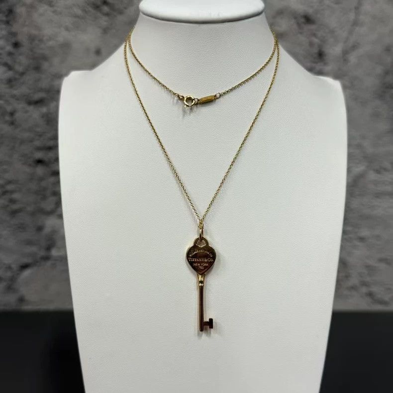 Tiffany & Co. Tiffany Rose Gold Key Necklace-yf Size ONE SIZE - 2 Thumbnail