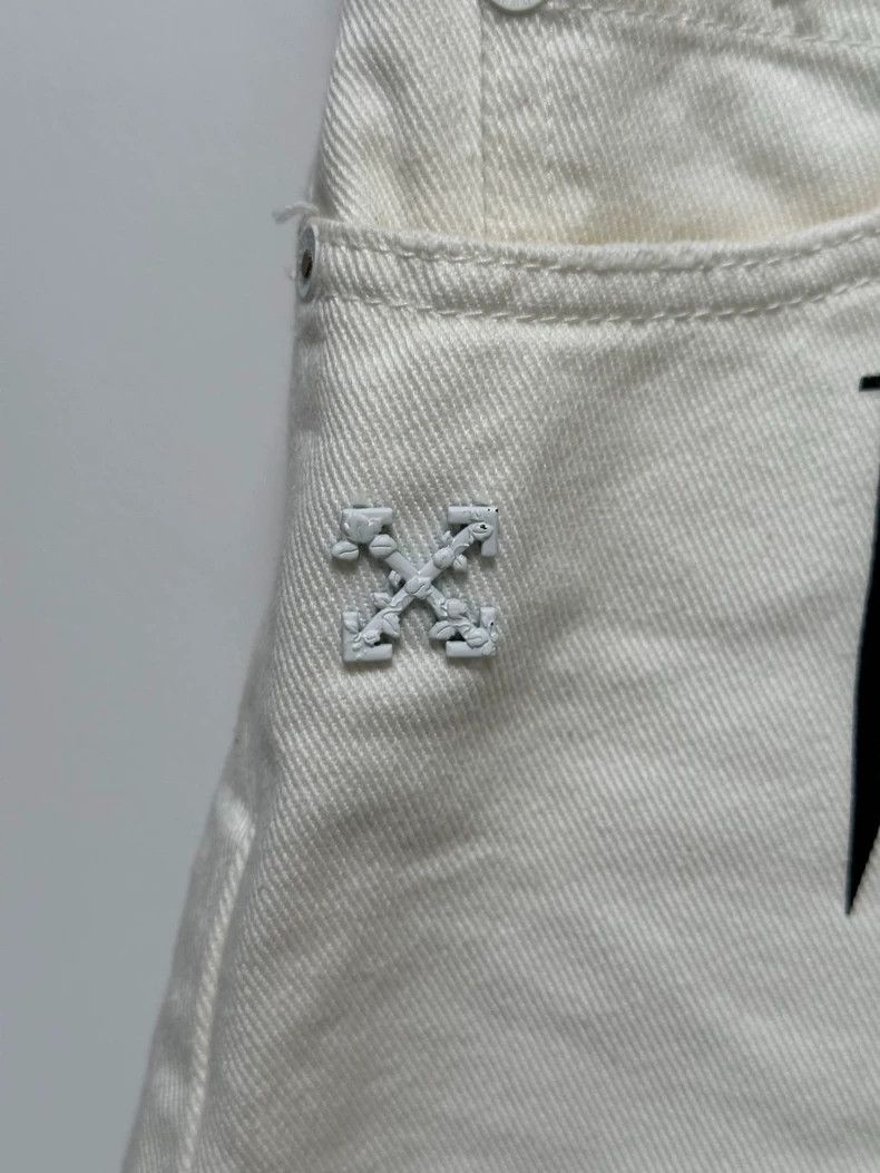 Off-White Off-White White Floral Denim Shorts-yf Size US 26 / EU 42 - 3 Thumbnail