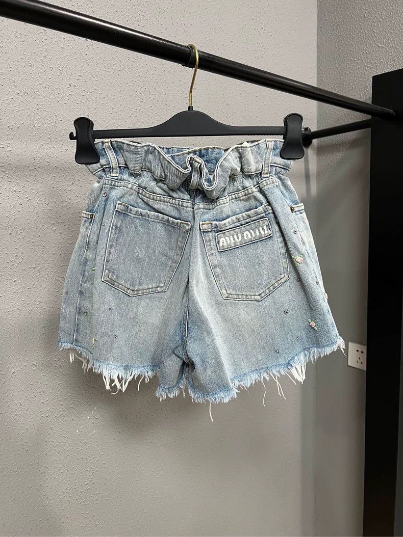 Miu Miu MiuMiu Embellished Denim Shorts New-yf Size US 27 - 2 Thumbnail
