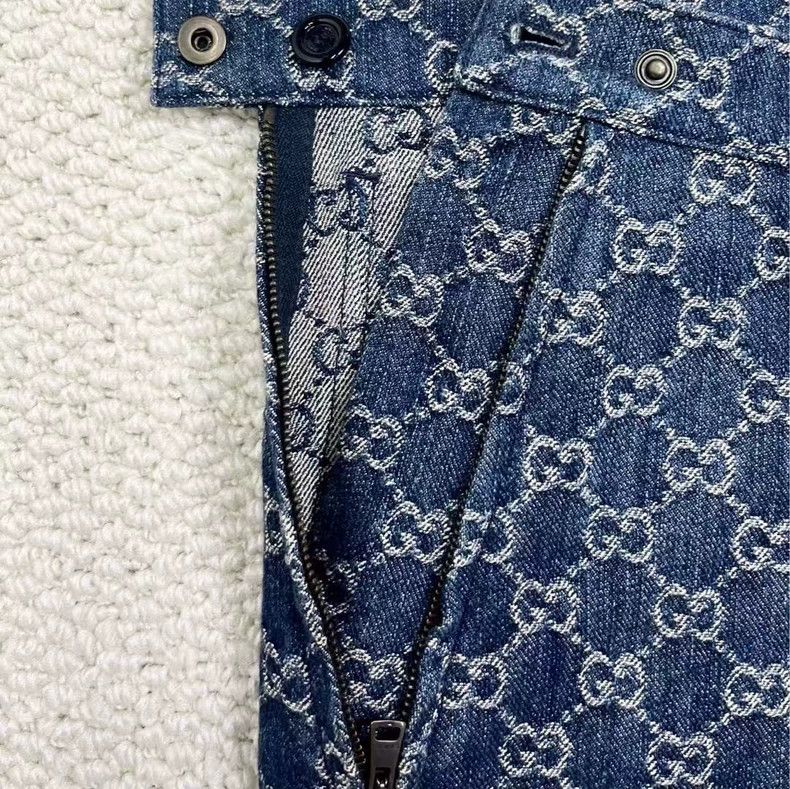 Gucci Gucci Double G Print Denim Shorts-yf Size US 42 / EU 58 - 4 Thumbnail