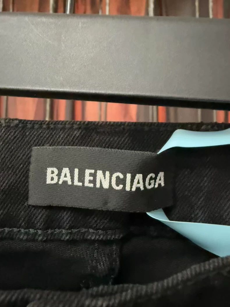Balenciaga Balenciaga Distressed Straight Leg Jeans-yf Size US 29 - 7 Thumbnail