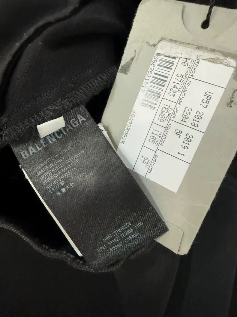 Balenciaga Balenciaga Distressed Straight Leg Jeans-yf Size US 29 - 8 Thumbnail