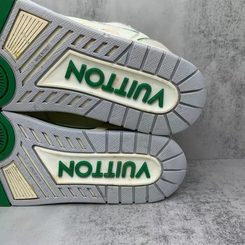 Louis Vuitton Lv Trainer White Green Sneakers Size 8-yf Size US 8 / EU 41 - 9 Thumbnail