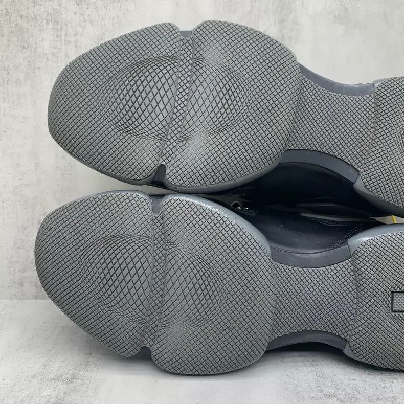 Prada Prada Black Velcro Sports Shoes Size 8-yf Size US 8 / EU 41 - 8 Thumbnail