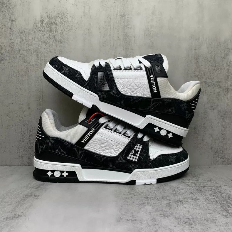 Louis Vuitton Lv Trainer Black and White Sneakers-yf Size US 7 / EU 40 - 3 Thumbnail
