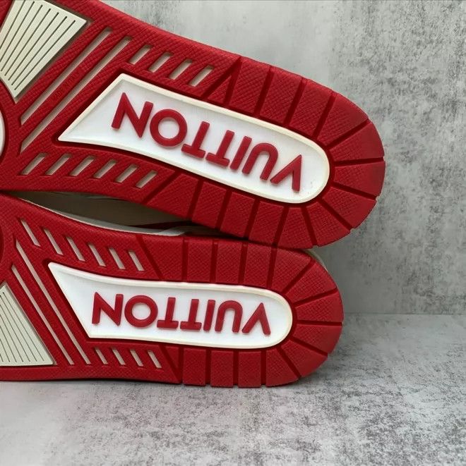 Louis Vuitton Louis Vuitton Trainer Sneakers in White and Red-yf Size US 9 / EU 42 - 9 Thumbnail