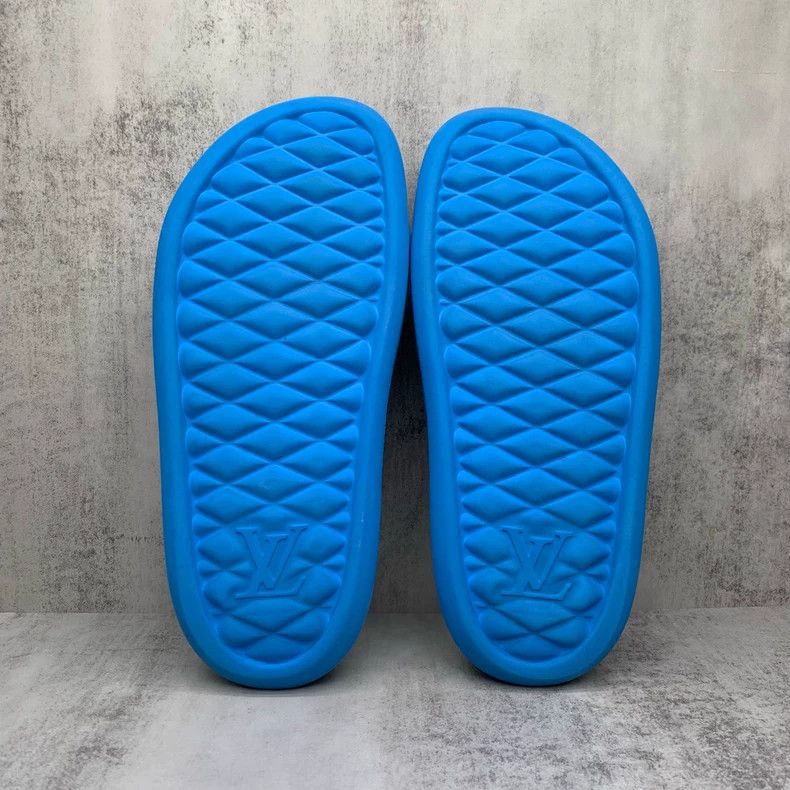 Louis Vuitton Blue LV Embossed Slide Sandals Size 42-yf Size US 8 / EU 41 - 7 Thumbnail