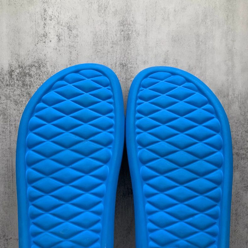 Louis Vuitton Blue LV Embossed Slide Sandals Size 42-yf Size US 8 / EU 41 - 8 Thumbnail