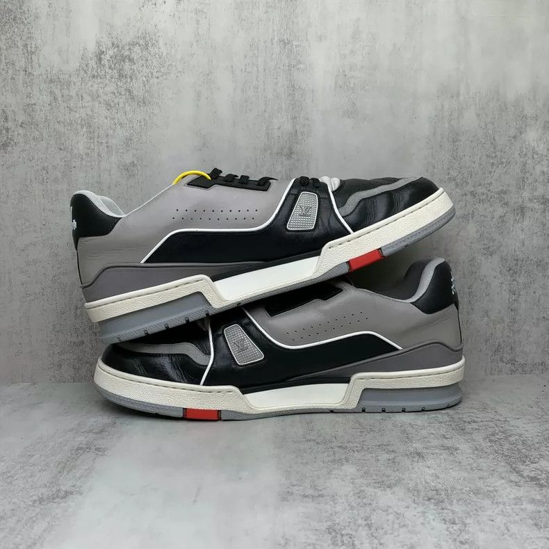 Louis Vuitton LV Trainer Black Cement Size 9.5-yf Size US 9.5 / EU 42-43 - 3 Thumbnail