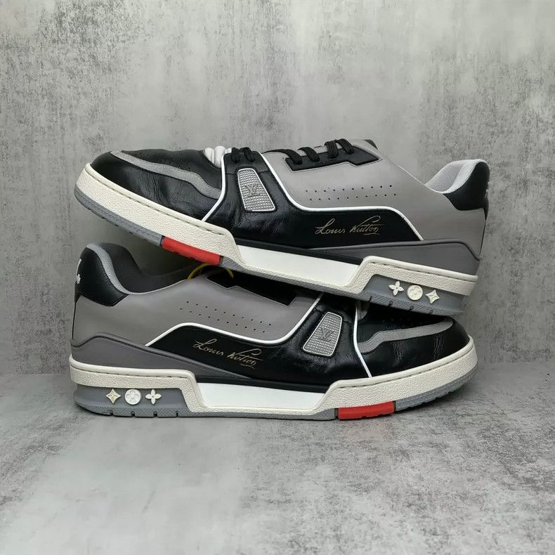 Louis Vuitton LV Trainer Black Cement Size 9.5-yf Size US 9.5 / EU 42-43 - 2 Thumbnail