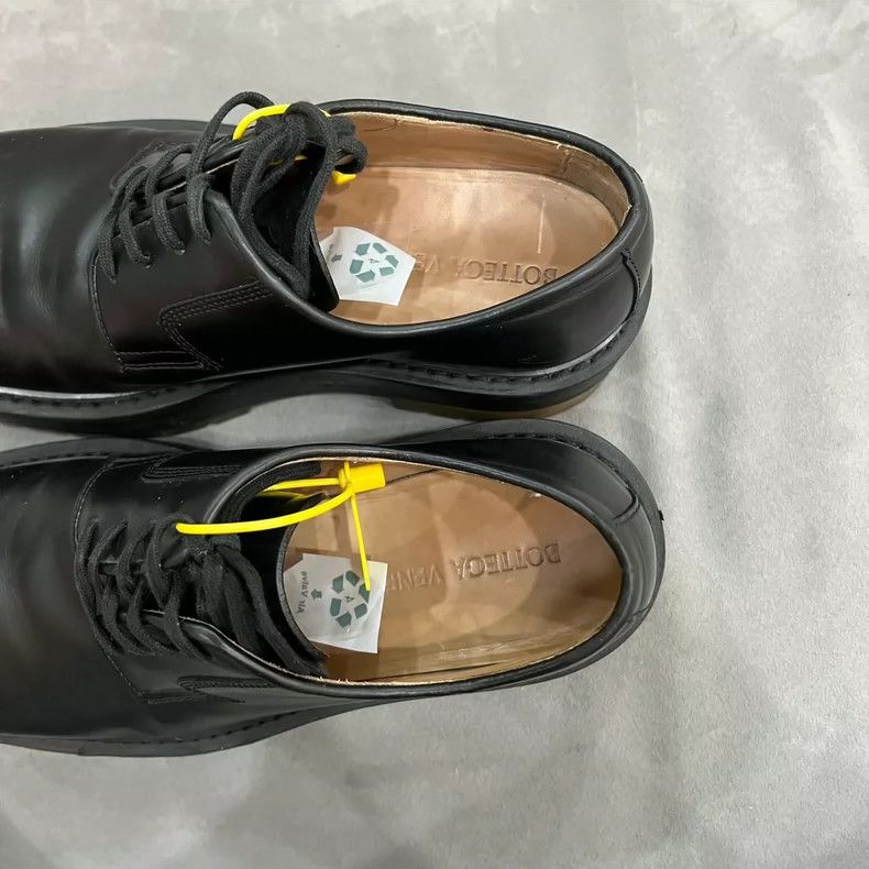 Bottega Veneta Bottega Veneta Thick Sole Crystal Derby Shoes-yf Size US 10.5 / EU 43-44 - 4 Thumbnail