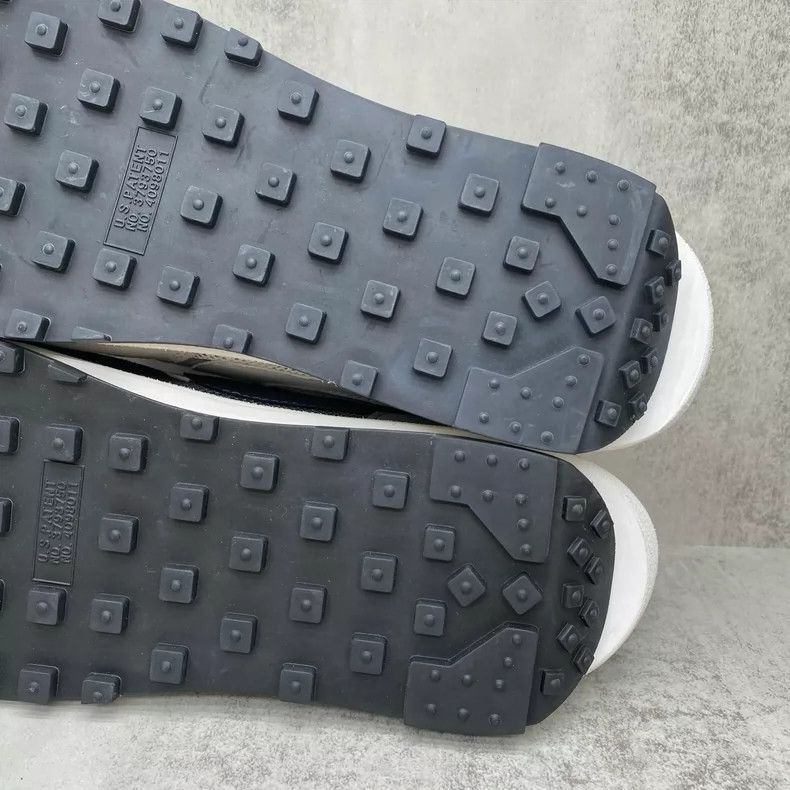 Sacai Sacai Black and White Sneakers Size 42-yf Size US 9.5 / EU 42-43 - 9 Thumbnail