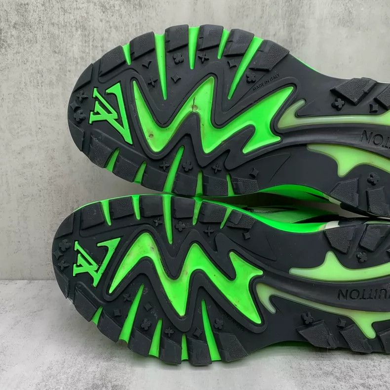 Louis Vuitton LV Runner Tactic Green Sports Sneakers Size 7-yf Size US 7 / EU 40 - 8 Thumbnail