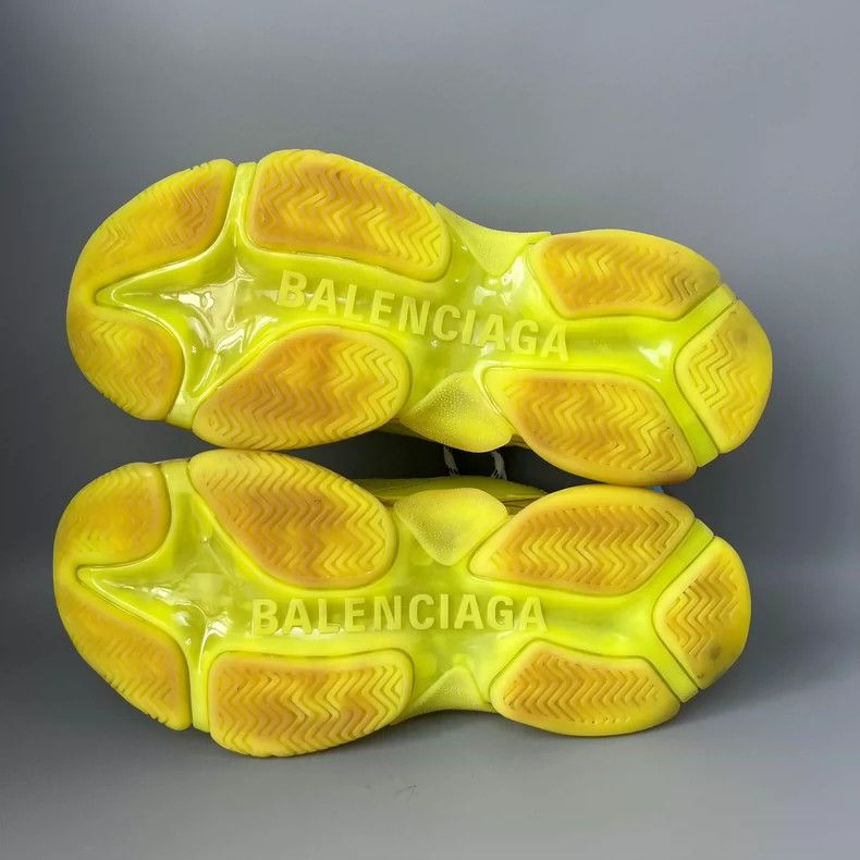Balenciaga Balenciaga Triple Sneakers in Fluorescent Green-yf Size US 10.5 / EU 43-44 - 7 Thumbnail
