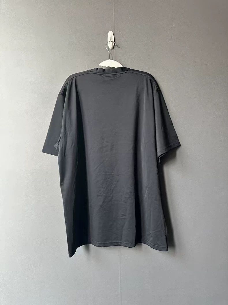 Balenciaga Balenciaga Small Logo Short Sleeve T-Shirt-yf Size US L / EU 52-54 / 3 - 2 Thumbnail