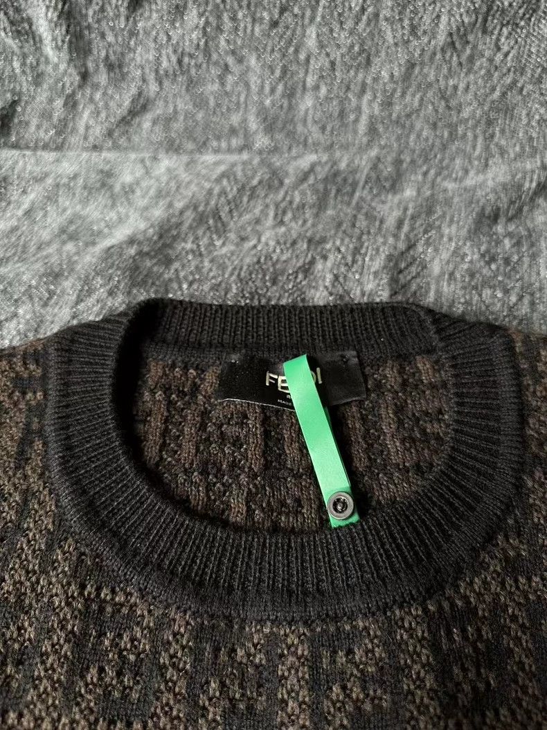 Fendi Fendi Knitted Short Sleeve Sweater-yf Size US L / EU 52-54 / 3 - 3 Thumbnail