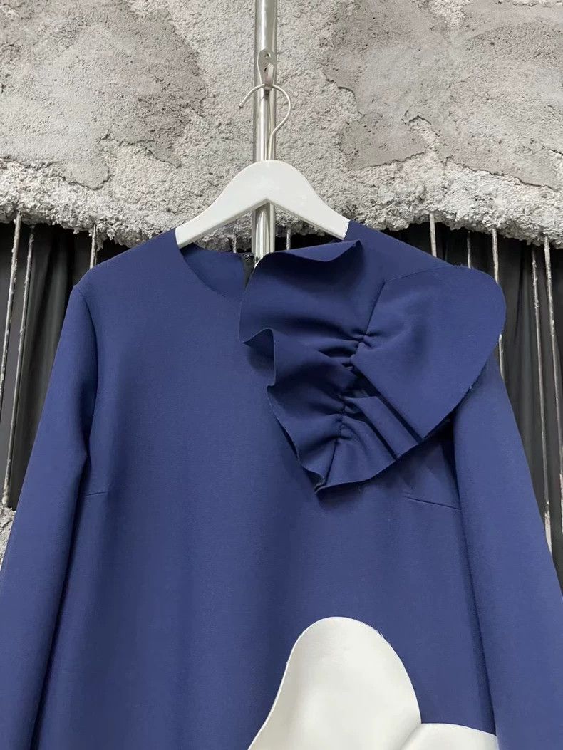 MSGM MSGM Dress with Ruffles and Floral Accents-yf Size US 40 / EU 56 - 3 Thumbnail