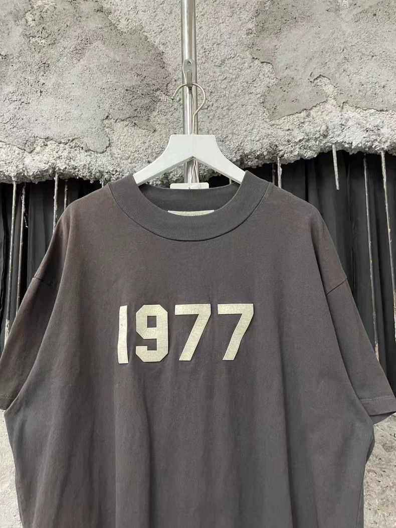 FOG Fog Short Sleeve T-Shirt with 1977 Print-yf Size US S / EU 44-46 / 1 - 3 Thumbnail