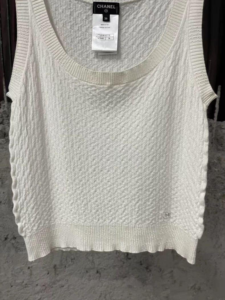 Chanel Chanel White Sleeveless Knit Vest Size 36-yf Size US S / EU 44-46 / 1 - 4 Thumbnail