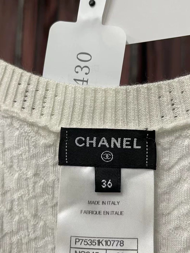 Chanel Chanel White Sleeveless Knit Vest Size 36-yf Size US S / EU 44-46 / 1 - 6 Thumbnail