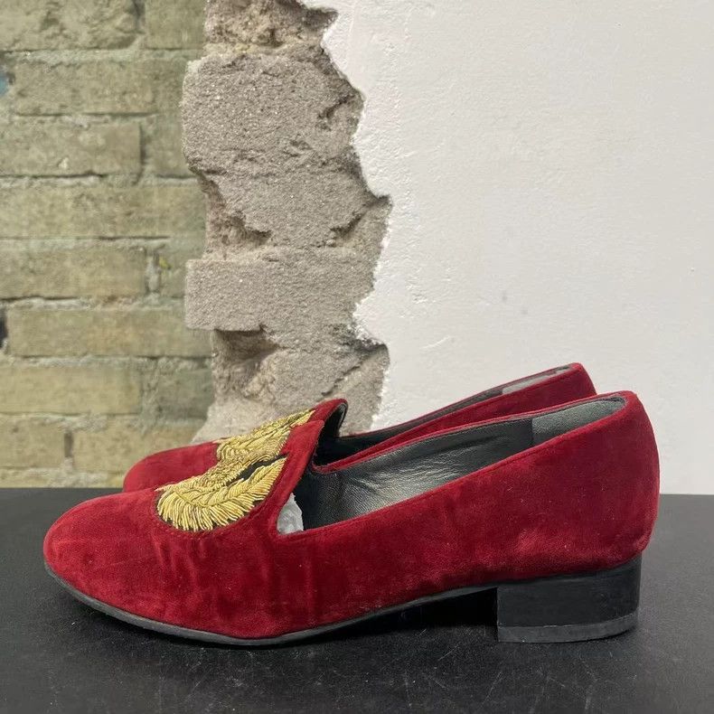 Gucci Red Suede Slip-On Shoes with Embroidery-yf Size US 5 / EU 37 - 2 Thumbnail