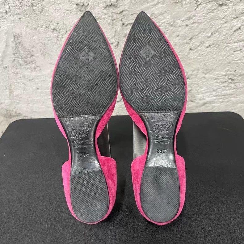 Roger Vivier Roger Vivier Pink Flat Shoes Size 35.5-yf Size US 5.5 / EU 38 - 7 Thumbnail