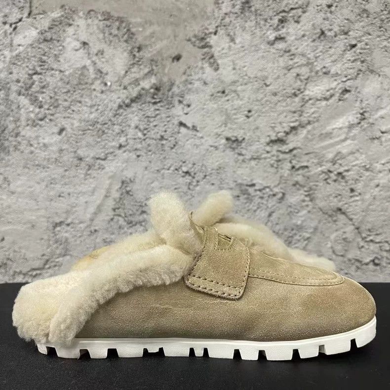 Miu Miu MiuMiu Suede Mule Slippers with Fur-yf Size US 6.5 / EU 39-40 - 4 Thumbnail