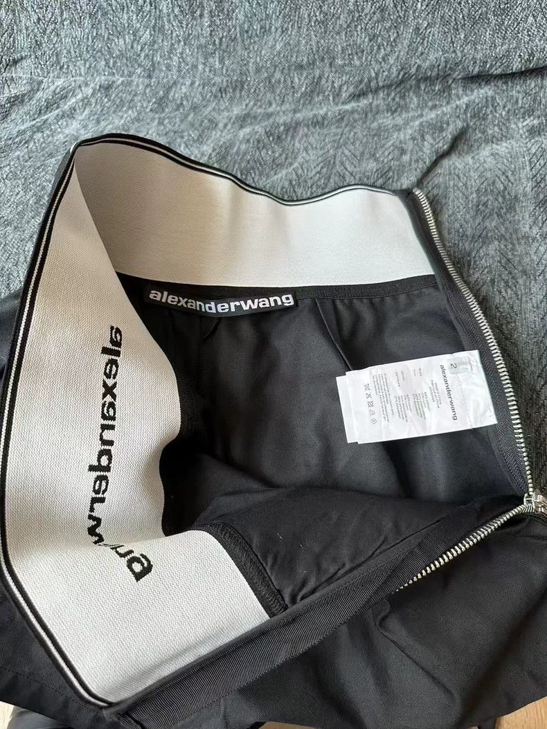 Alexander Wang Alexander Wang Black Hunting Shorts-yf Size US 26 / EU 42 - 2 Thumbnail