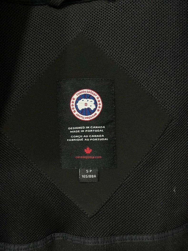 Canada Goose Canada Goose Mid-Length Coat for Women-yf Size US S / EU 44-46 / 1 - 5 Thumbnail