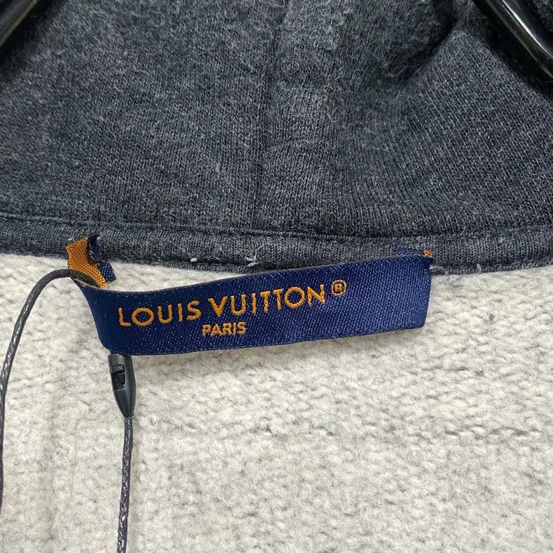 Louis Vuitton Louis Vuitton Black Hoodie with Logo-yf Size US L / EU 52-54 / 3 - 4 Thumbnail