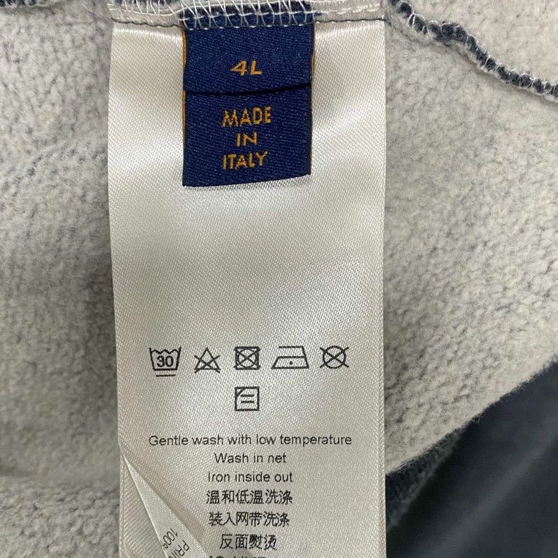 Louis Vuitton Louis Vuitton Black Hoodie with Logo-yf Size US L / EU 52-54 / 3 - 5 Thumbnail