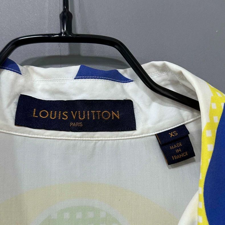 Louis Vuitton Louis Vuitton Short Sleeve Flower Pattern Shirt-yf Size US XS / EU 42 / 0 - 4 Thumbnail