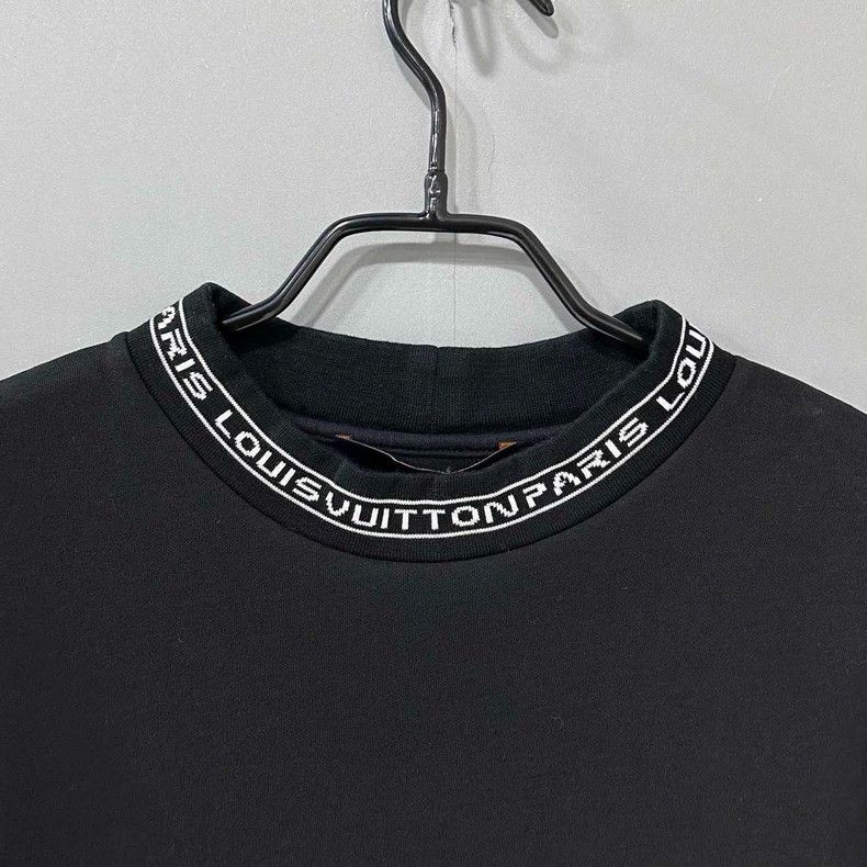 Louis Vuitton Long Sleeve LV Logo Shirt for Women-yf Size US S / EU 44-46 / 1 - 3 Thumbnail