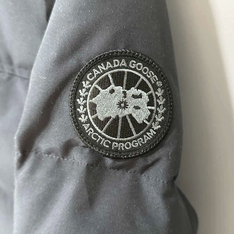 Canada Goose Canada Goose Navy Parker Down Jacket-yf Size US M / EU 48-50 / 2 - 8 Thumbnail