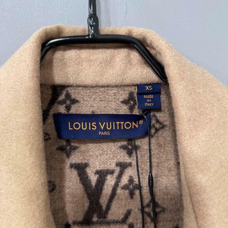 Louis Vuitton Louis Vuitton Cashmere Outerwear Jacket-yf Size US XS / EU 42 / 0 - 5 Thumbnail