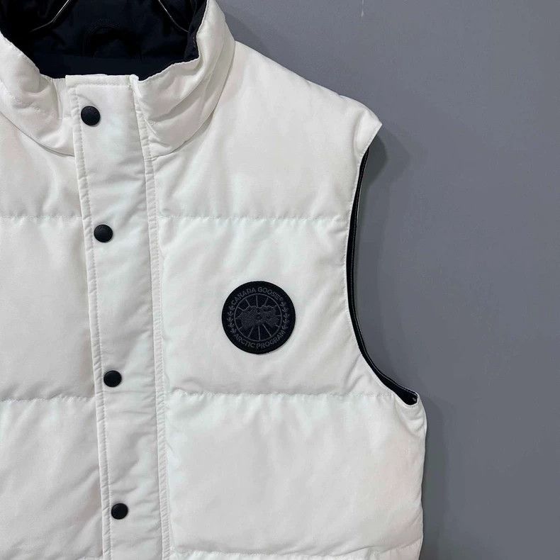 Canada Goose Canada Goose White Down Vest-yf Size US L / EU 52-54 / 3 - 2 Thumbnail