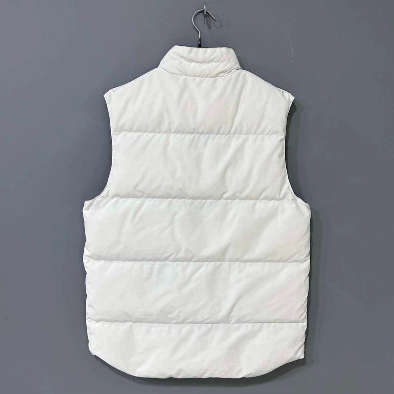 Canada Goose Canada Goose White Down Vest-yf Size US L / EU 52-54 / 3 - 4 Thumbnail