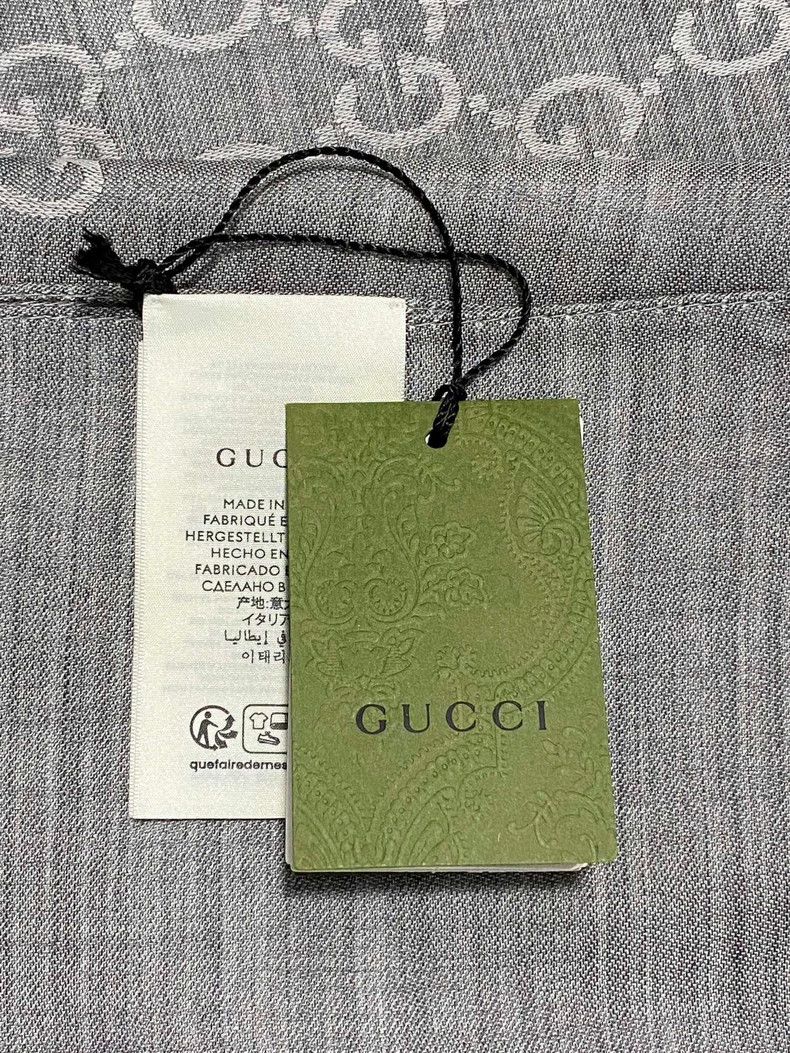 Gucci Gucci Printed Silk Scarf in Gray-yf Size ONE SIZE - 6 Thumbnail