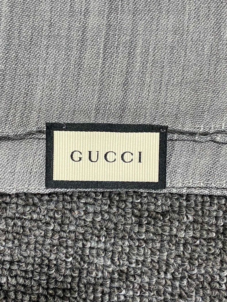 Gucci Gucci Printed Silk Scarf in Gray-yf Size ONE SIZE - 4 Thumbnail