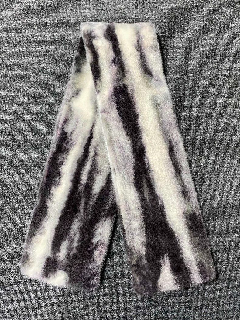 Louis Vuitton Louis Vuitton Mink Fur Scarf-yf Size ONE SIZE - 3 Thumbnail