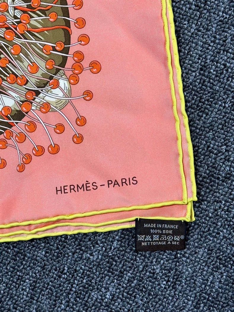 Hermes Hermes Pink Silk Scarf with Print-yf Size ONE SIZE - 3 Thumbnail