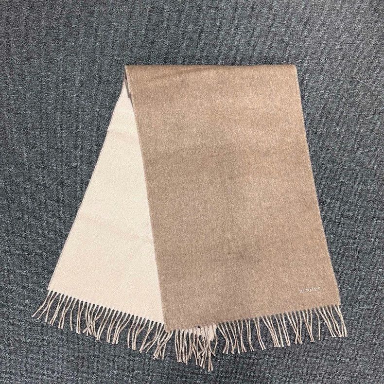 Hermes Embroidered Logo Cashmere Scarf by HERMES-yf Size ONE SIZE - 2 Thumbnail