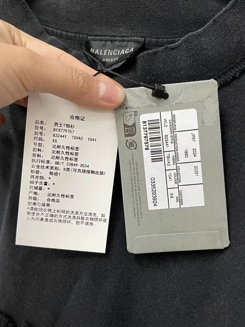 Balenciaga Balenciaga Black Distressed Short Sleeve T-Shirt-yf Size US XS / EU 42 / 0 - 7 Thumbnail