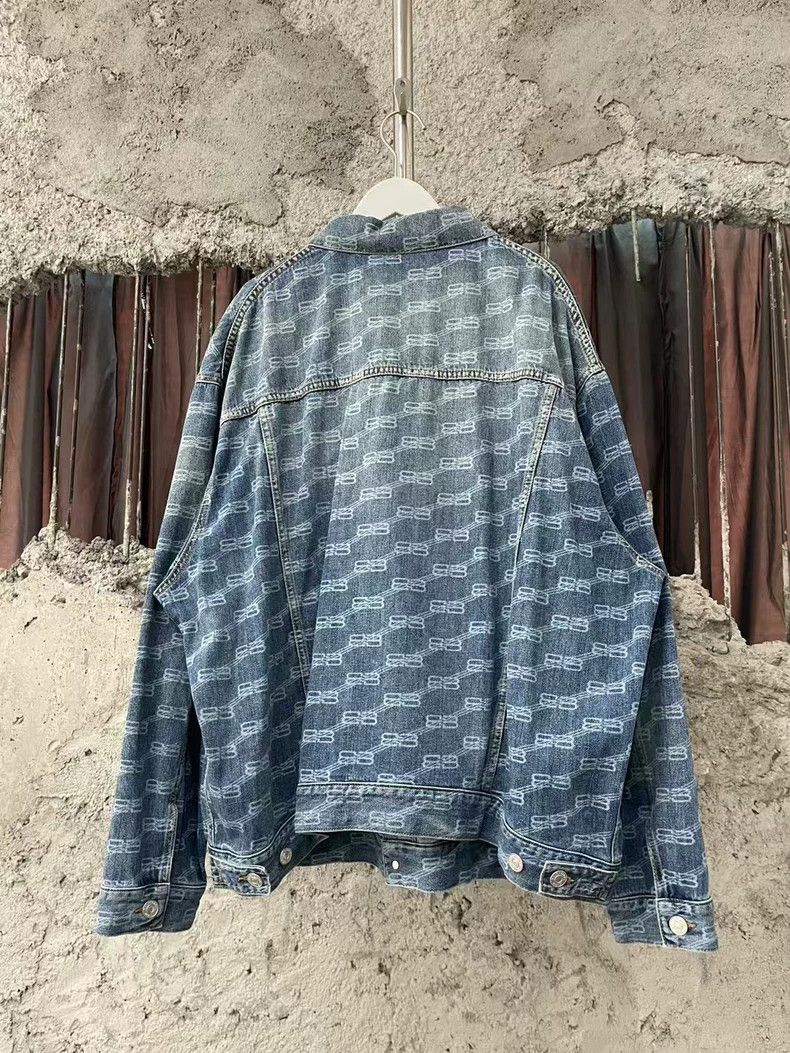 Balenciaga Balenciaga Full Print Lock Denim Jacket-yf Size US XS / EU 42 / 0 - 2 Thumbnail