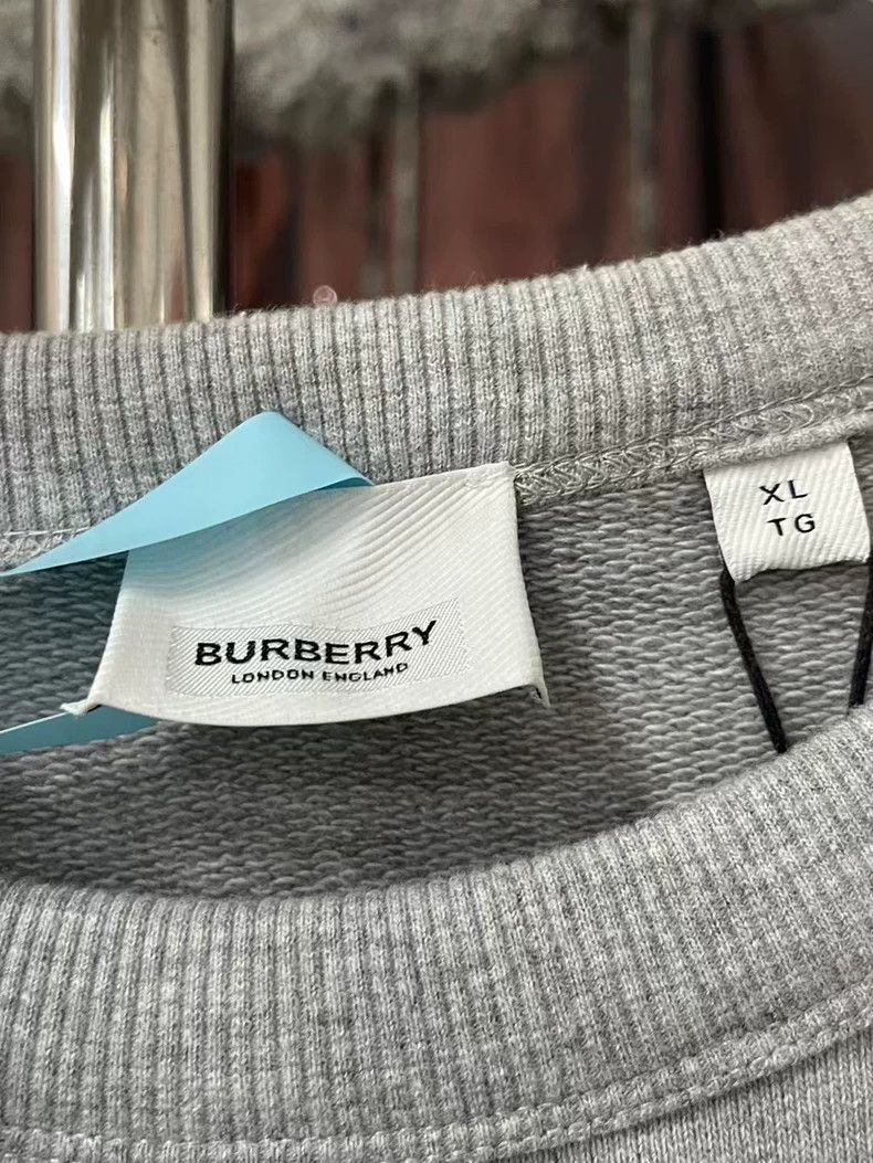 Burberry Burberry Colorful TB Print Sweatshirt XL-yf Size US XL / EU 56 / 4 - 7 Thumbnail