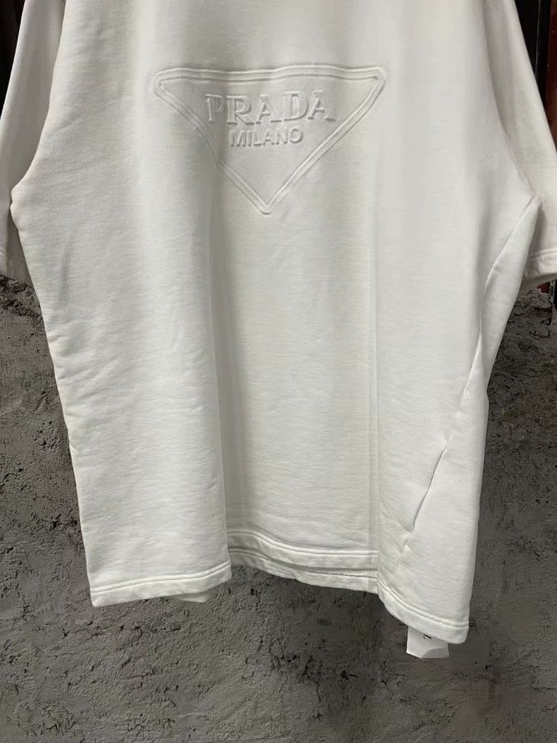 Prada Prada White Embossed Logo Short Sleeve Shirt-yf Size US M / EU 48-50 / 2 - 4 Thumbnail